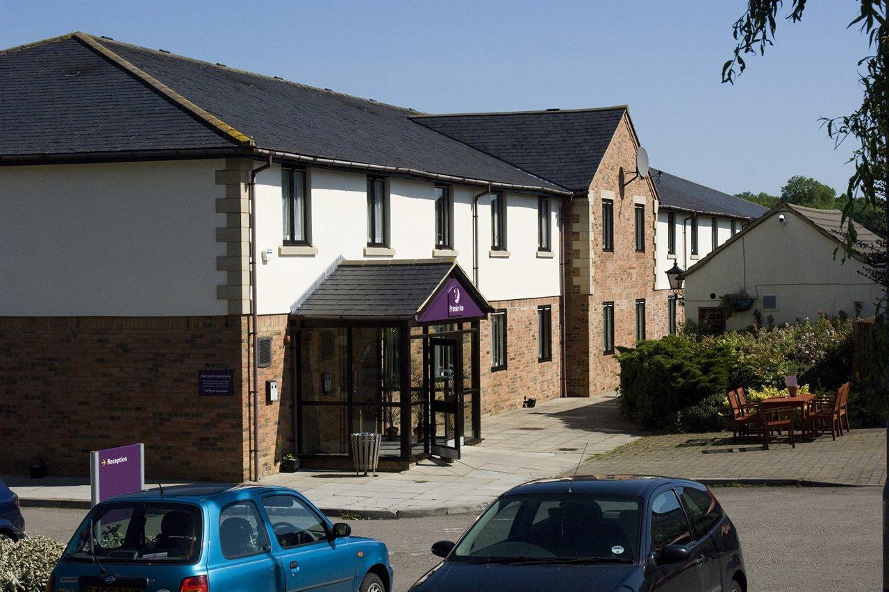 Premier Inn Premier Inn Silverstone Syresham Екстер'єр фото