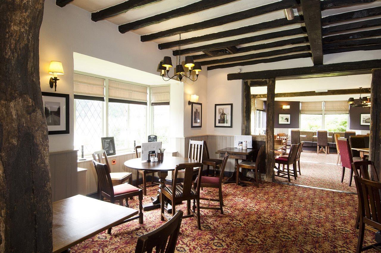 Premier Inn Premier Inn Silverstone Syresham Екстер'єр фото