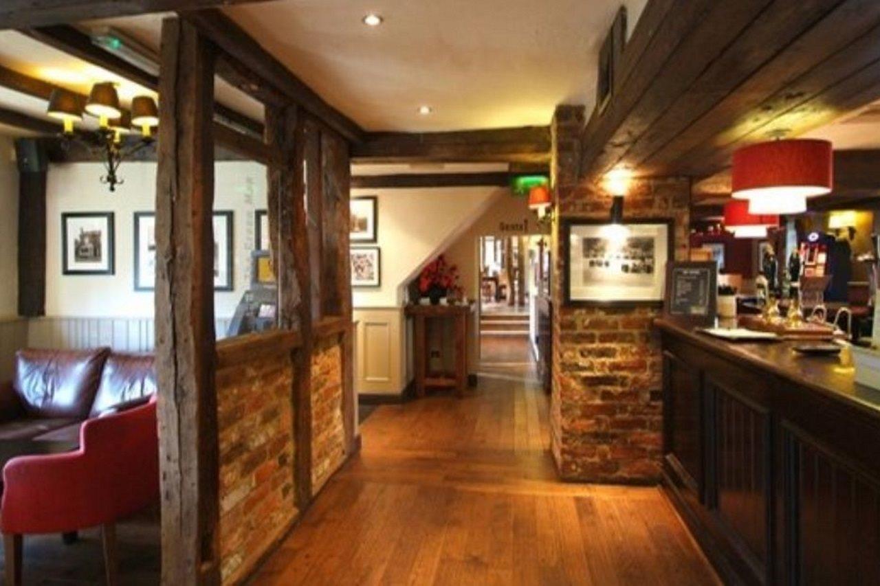 Premier Inn Premier Inn Silverstone Syresham Екстер'єр фото