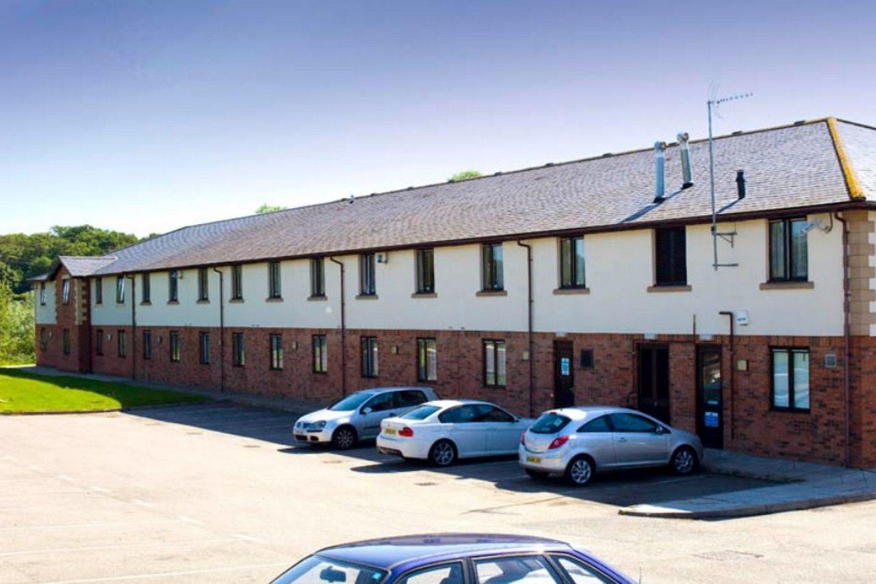 Premier Inn Premier Inn Silverstone Syresham Екстер'єр фото